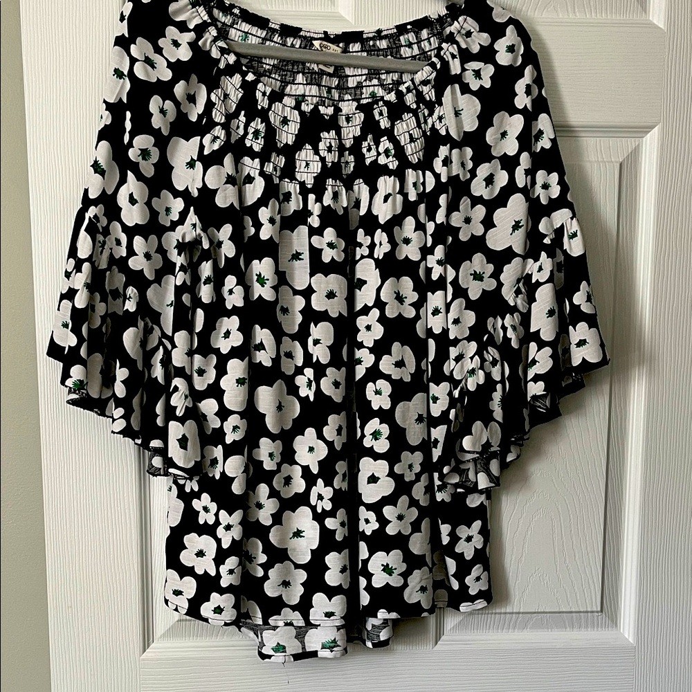 Black & White Floral Top